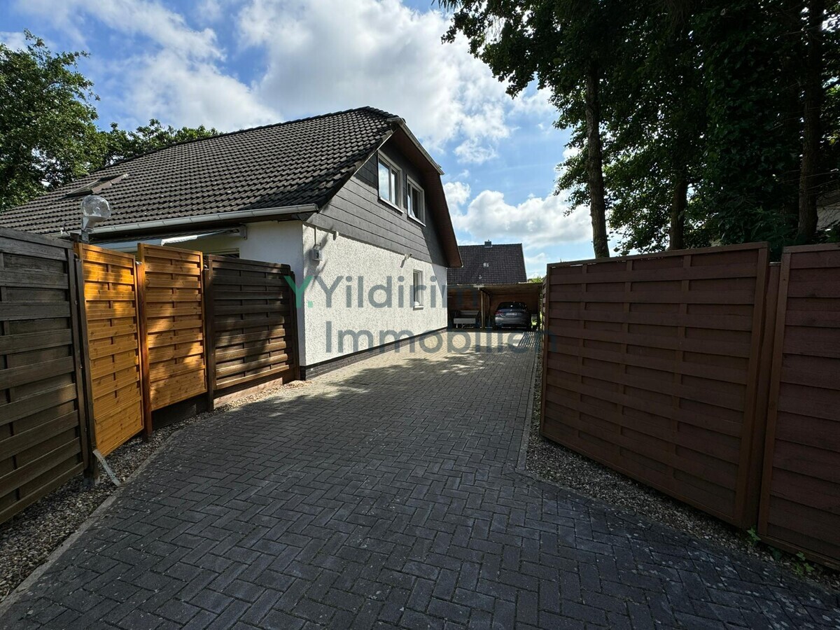 Grundstückszufahrt