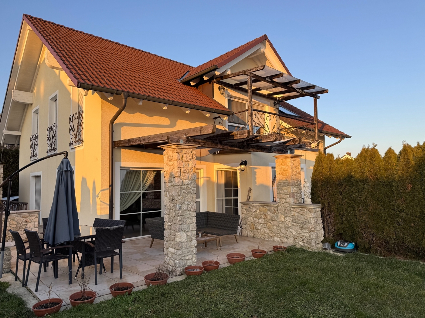 Außenansicht Bild 3