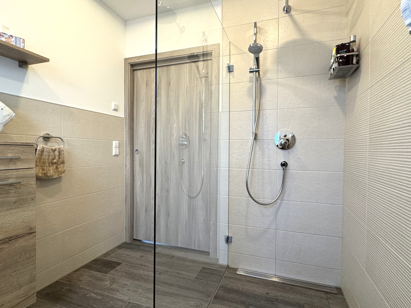 Badezimmer EG Bild 2
