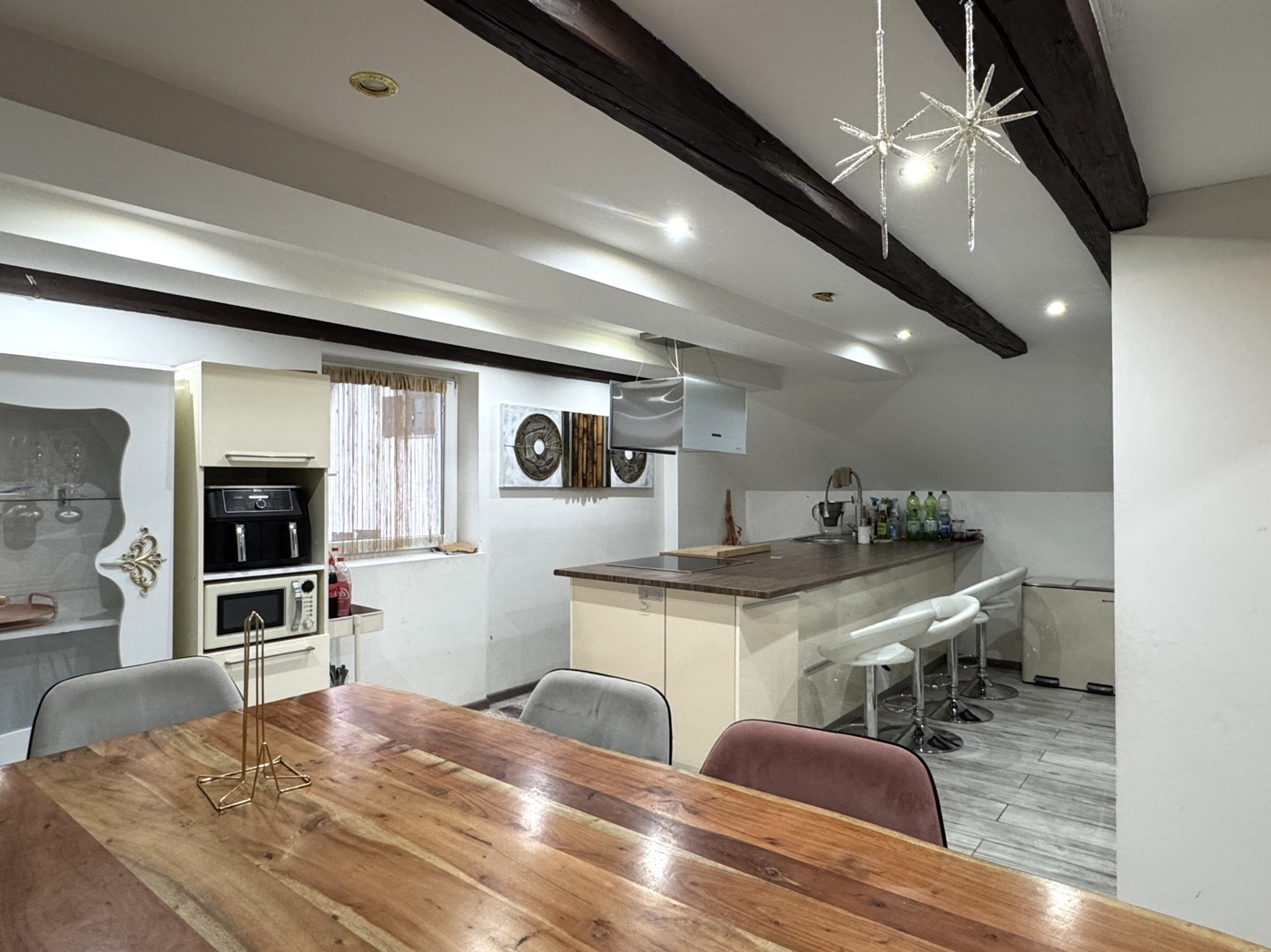 Esszimmer, Blick Küche DG