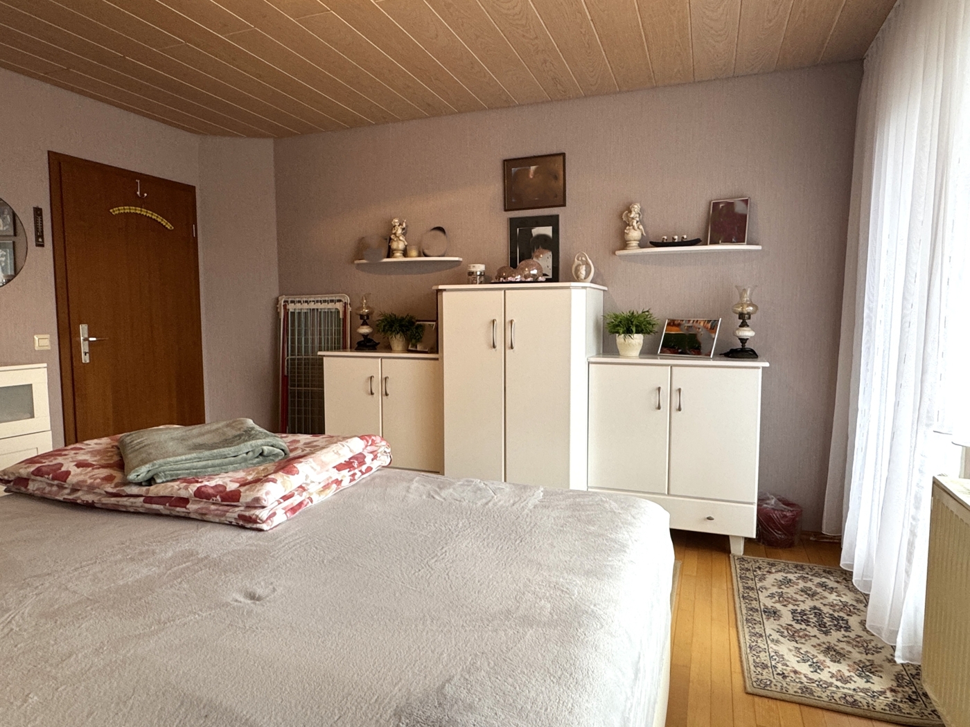 Schlafzimmer Bild 2