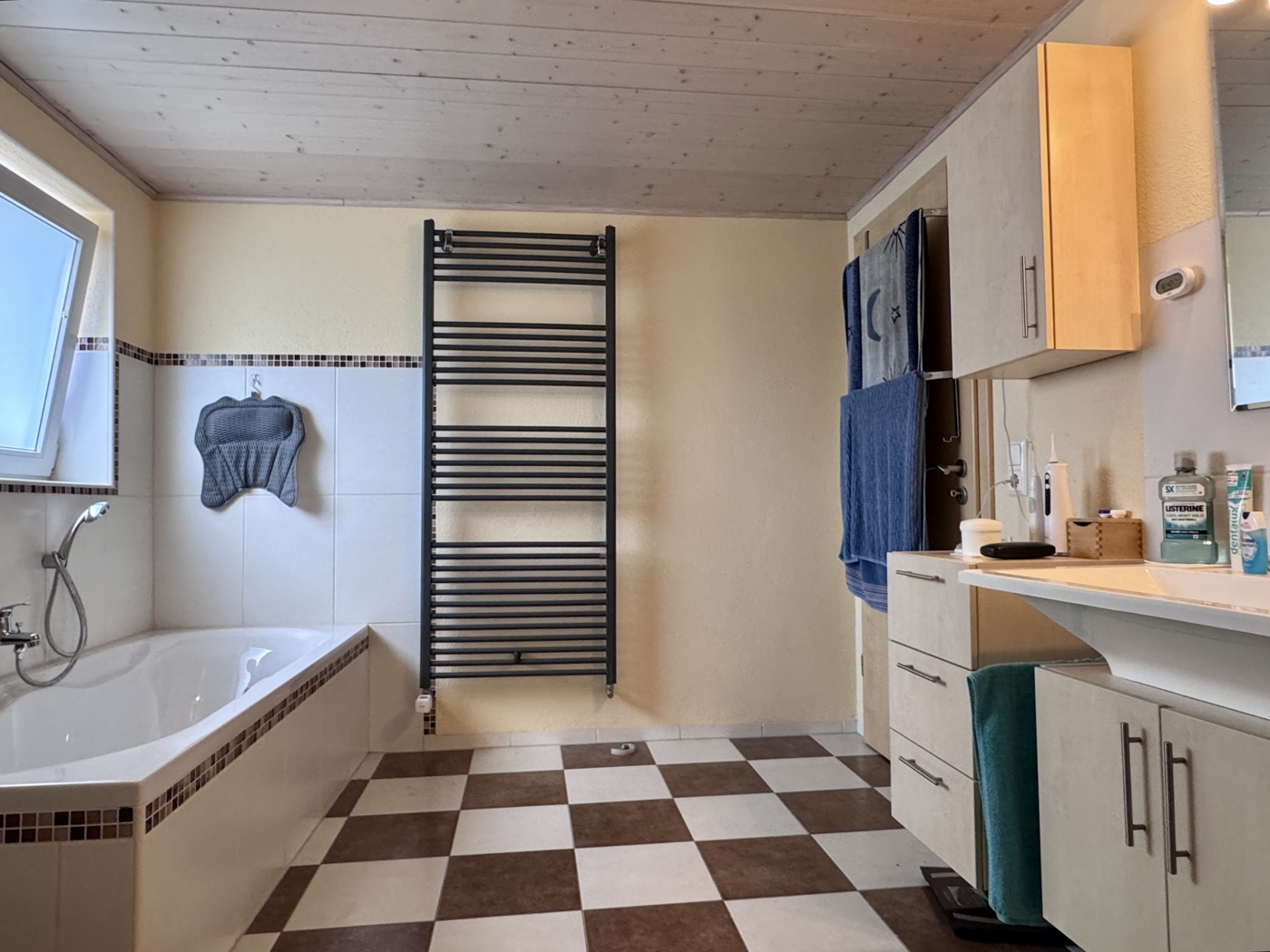 Badezimmer OG Bild 2