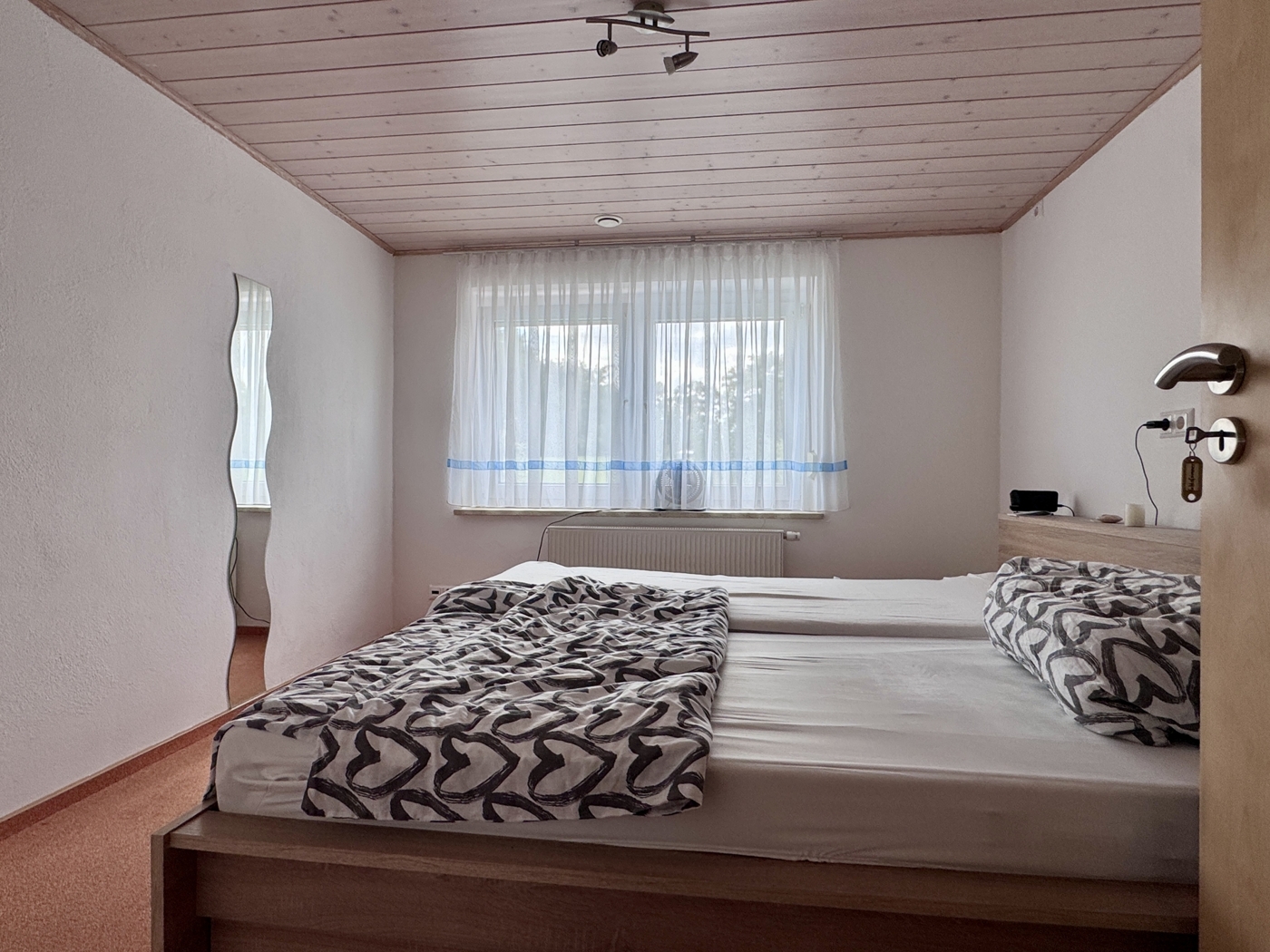 Schlafzimmer 2 OG