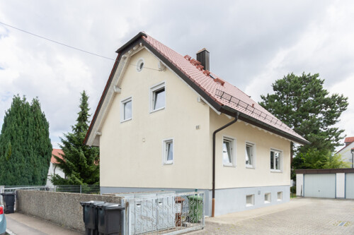 Außenansicht Straßenseite