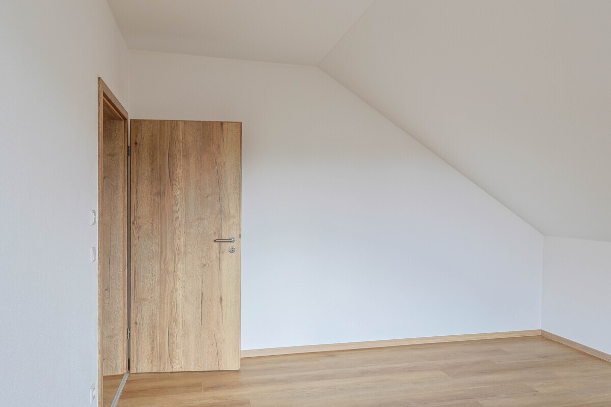 Stilvoller Neubau-Erstbezug mit 3 Zimmern und Balkon - Photo 1