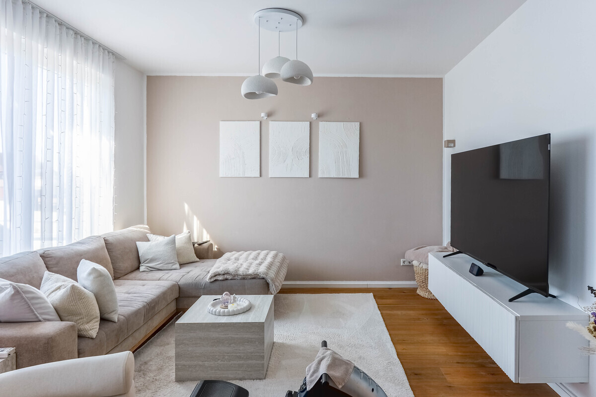 Große 3-Zimmer-Wohnung in Kösching - Photo 2