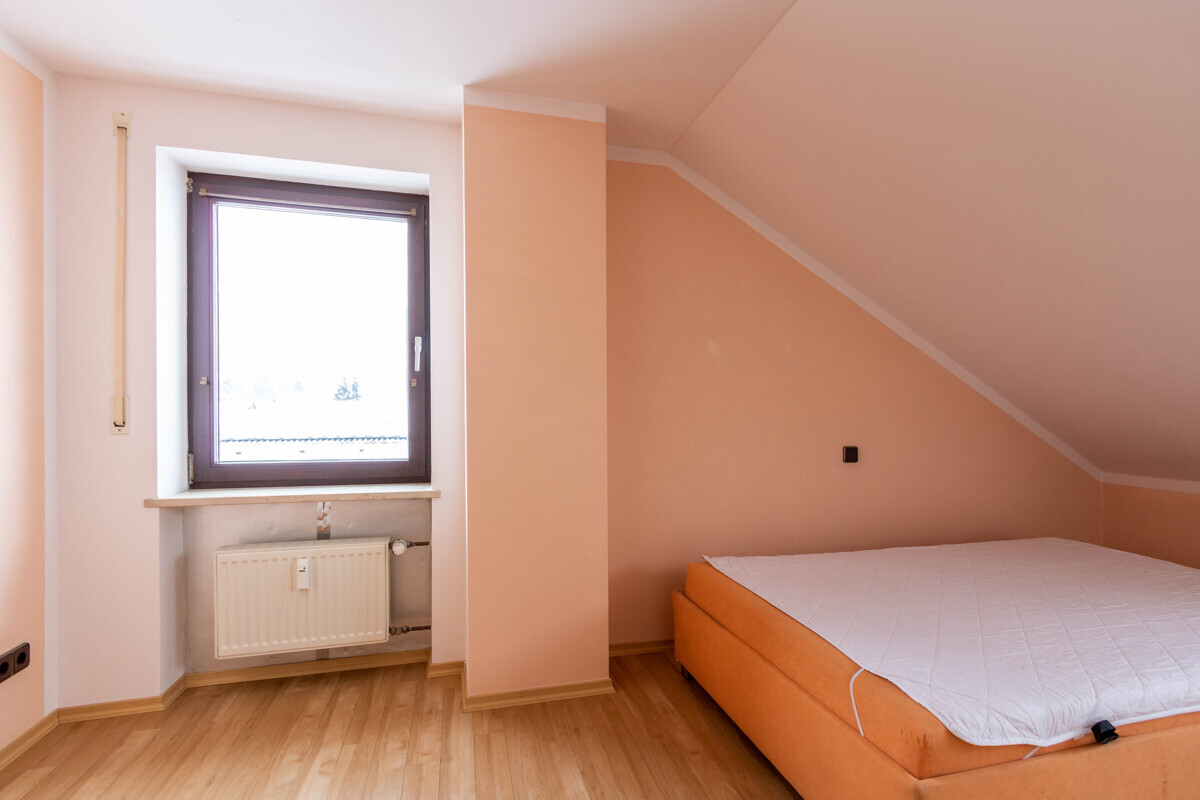 Großzügige 3-Zimmer-Dachgeschoss-Wohnung - Photo 1