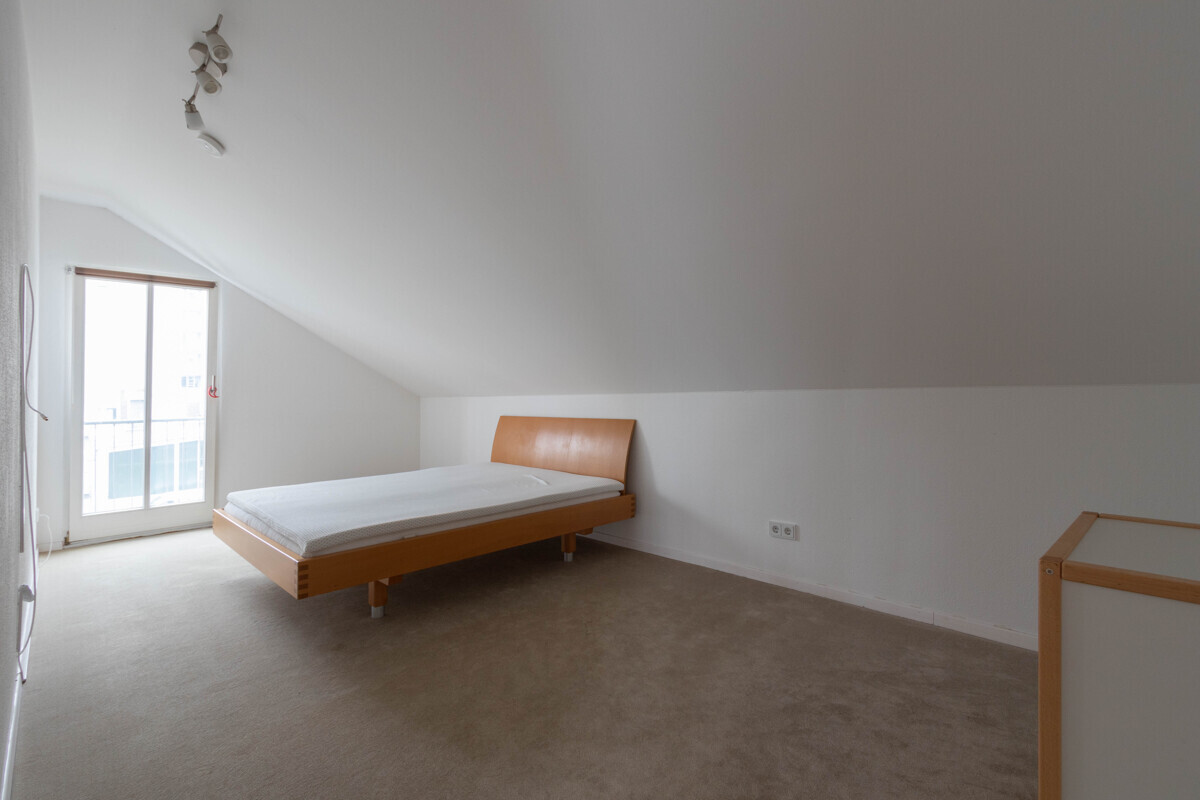 4-Zimmer-Dachgeschosswohnung mit Balkon - Photo 2