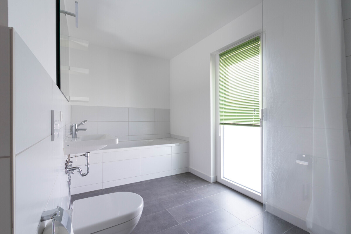 Moderne 2-Zimmer-Wohnung mit Balkon - Foto 2