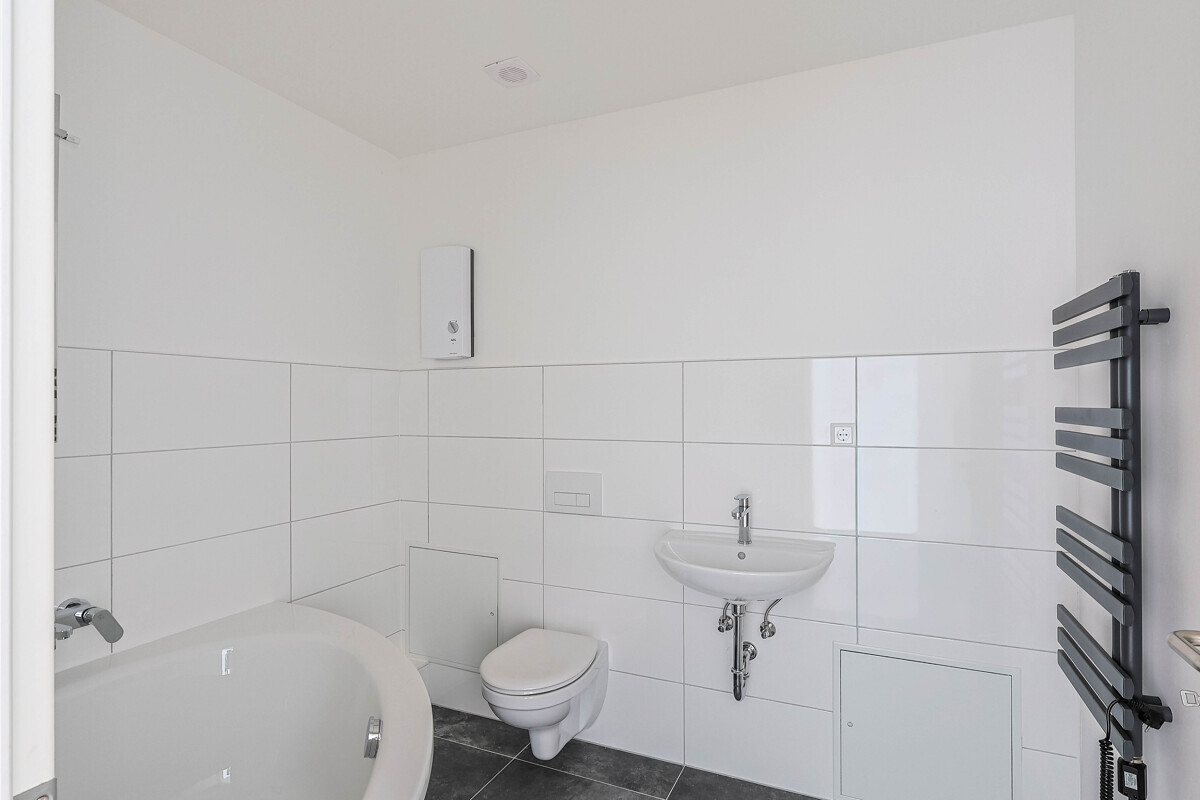 Urban trifft modern: 3-Zimmer-Wohnung im Zentrum der Altstadt - Photo 3