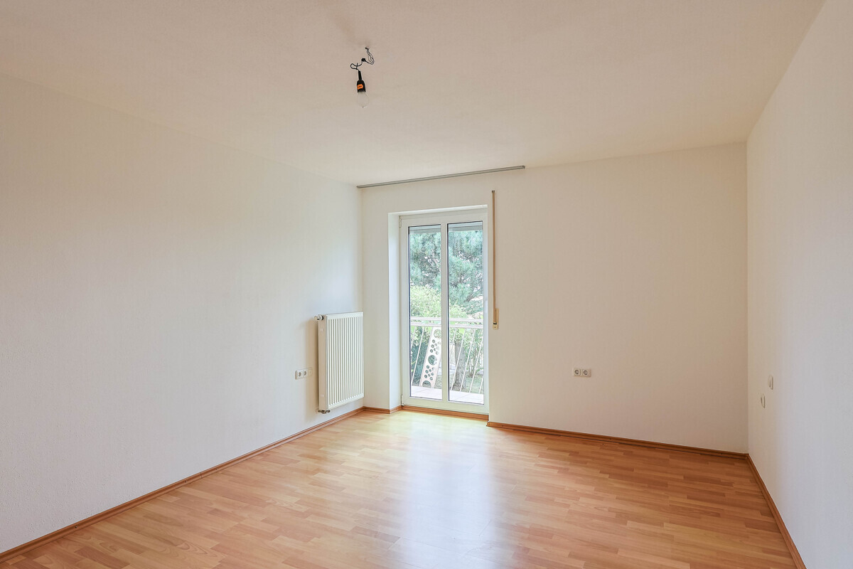 Gepflegte Doppelhaushälfte mit Blick ins Grüne in Kipfenberg-Pfahldorf - Photo 1