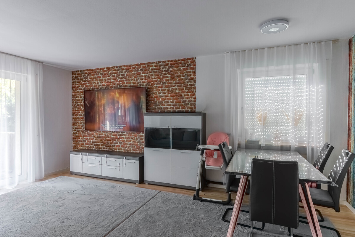 Großzügige 3-Zimmer-Wohnung mit Balkon - Photo 1