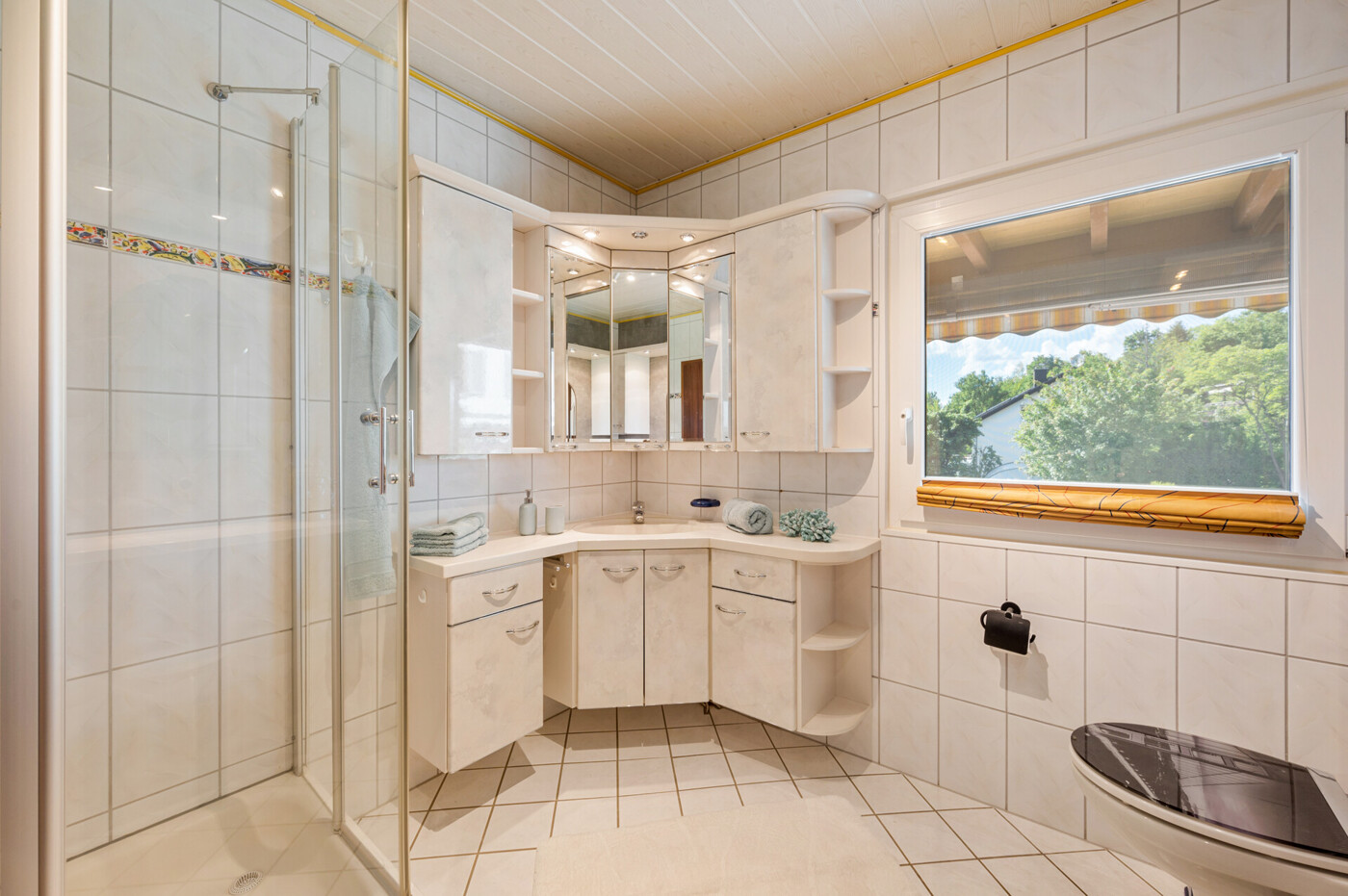Badezimmer EG