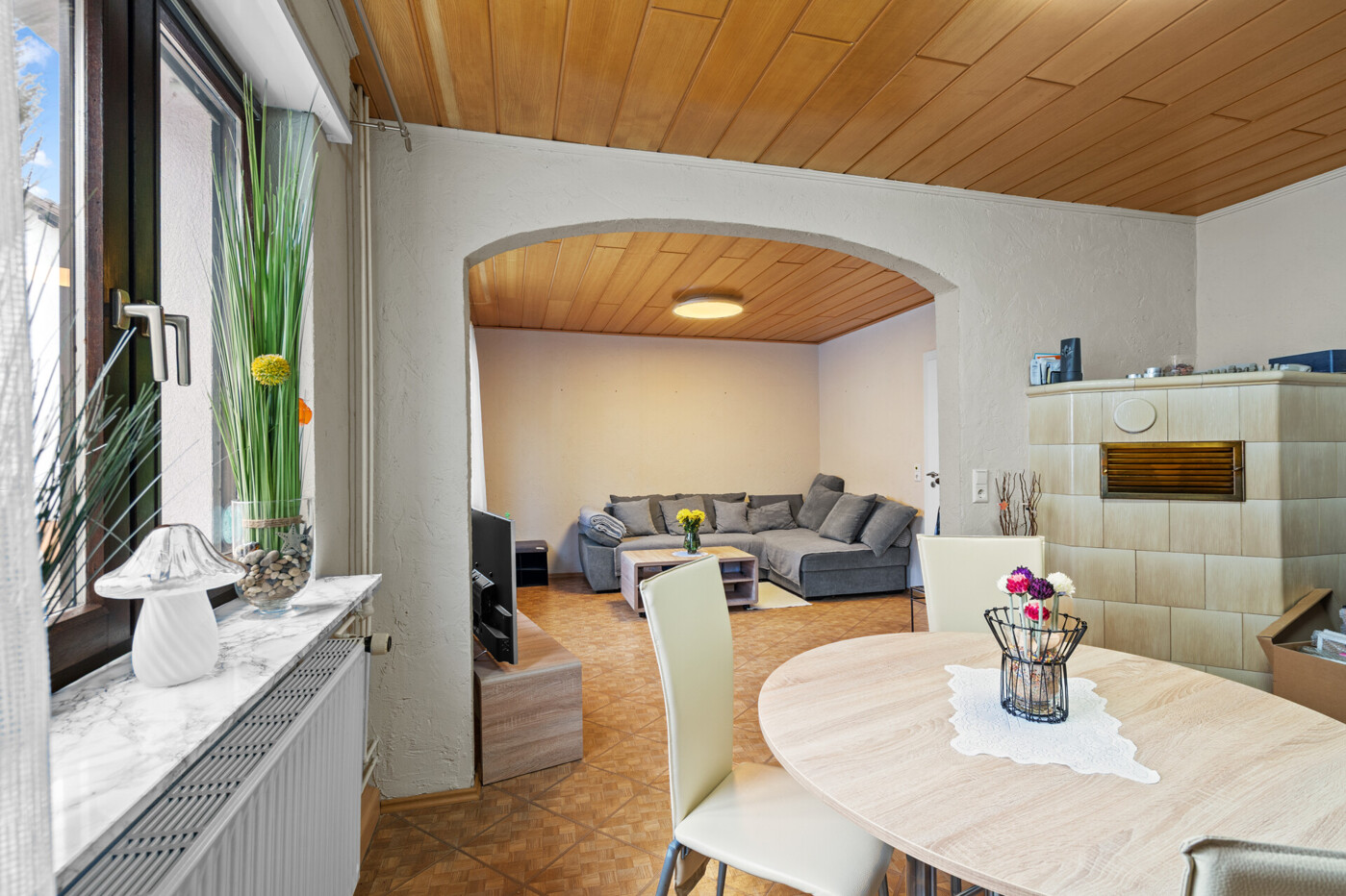 Wohnbereich mit Kamin