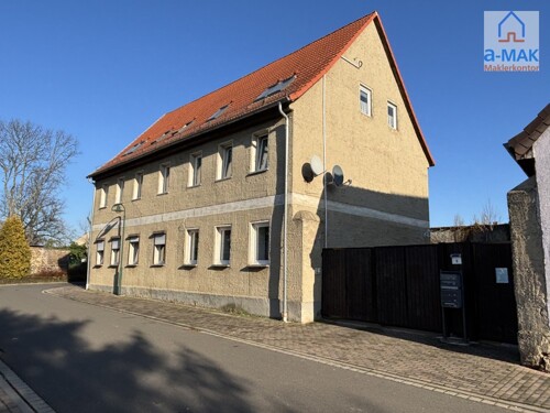 Straßenansicht vorn