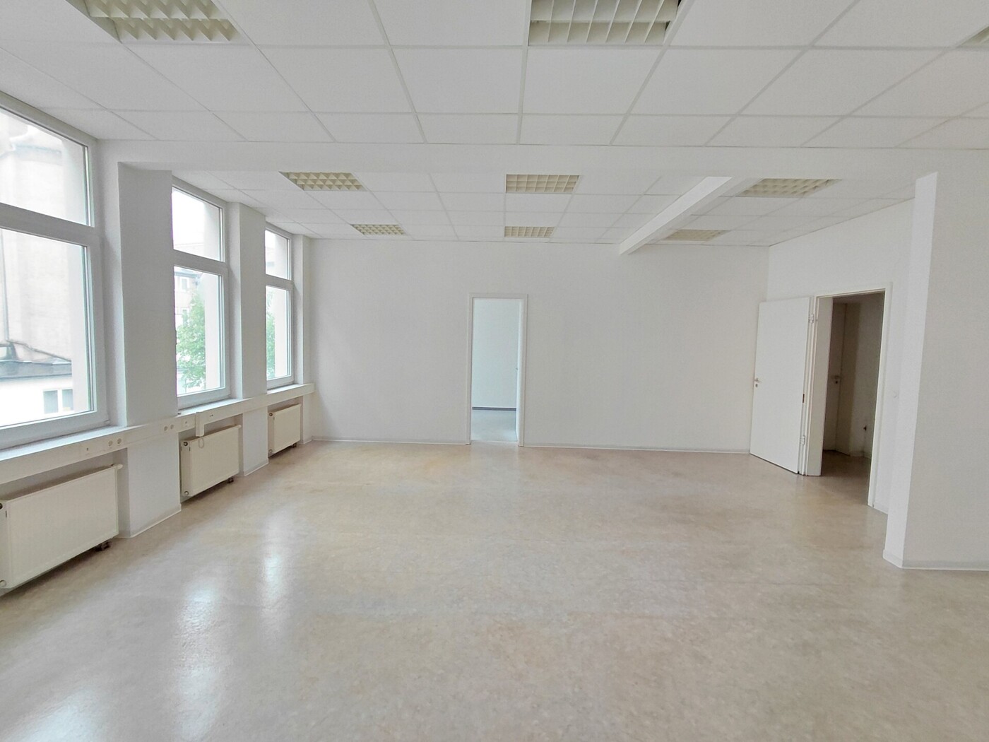 Büro 1