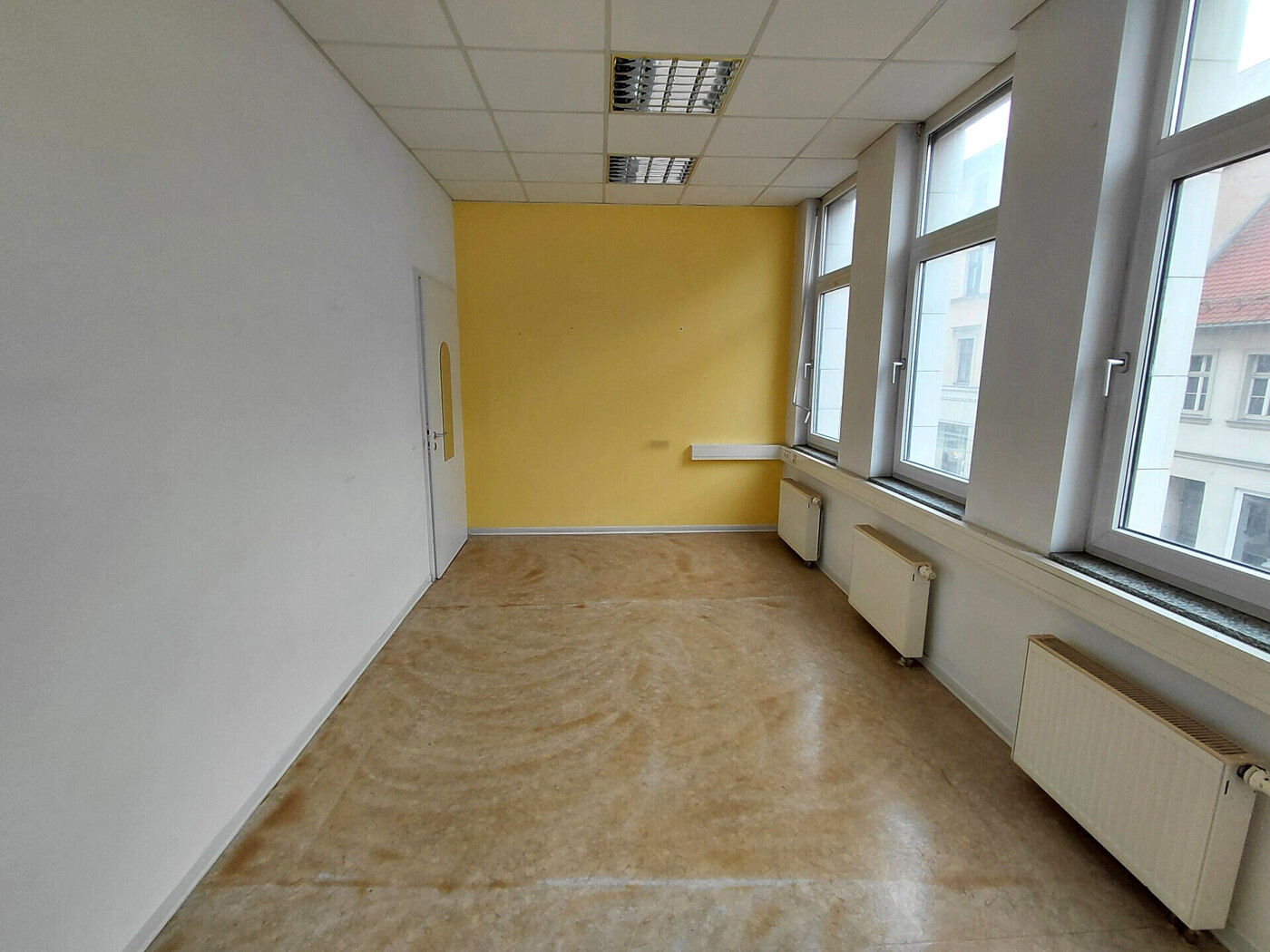 Büro 4