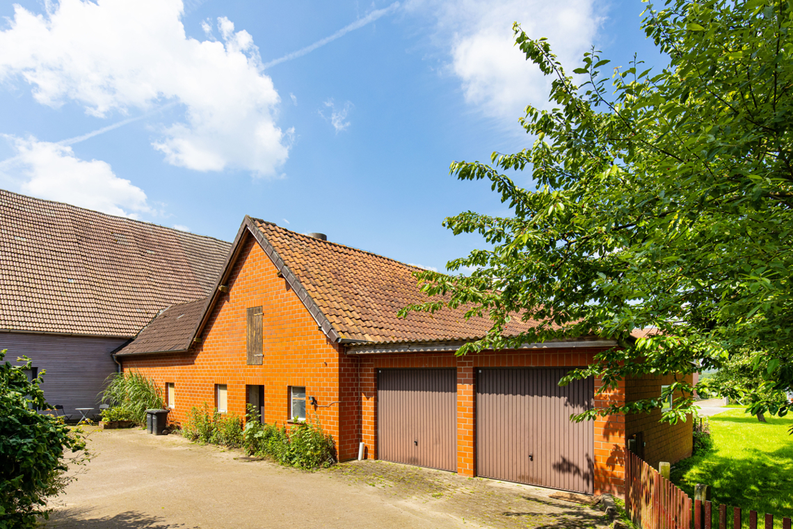 Ehemaliger Schweinestall mit Garagenanbau