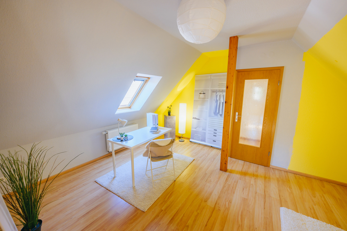 Büro/Ankleide