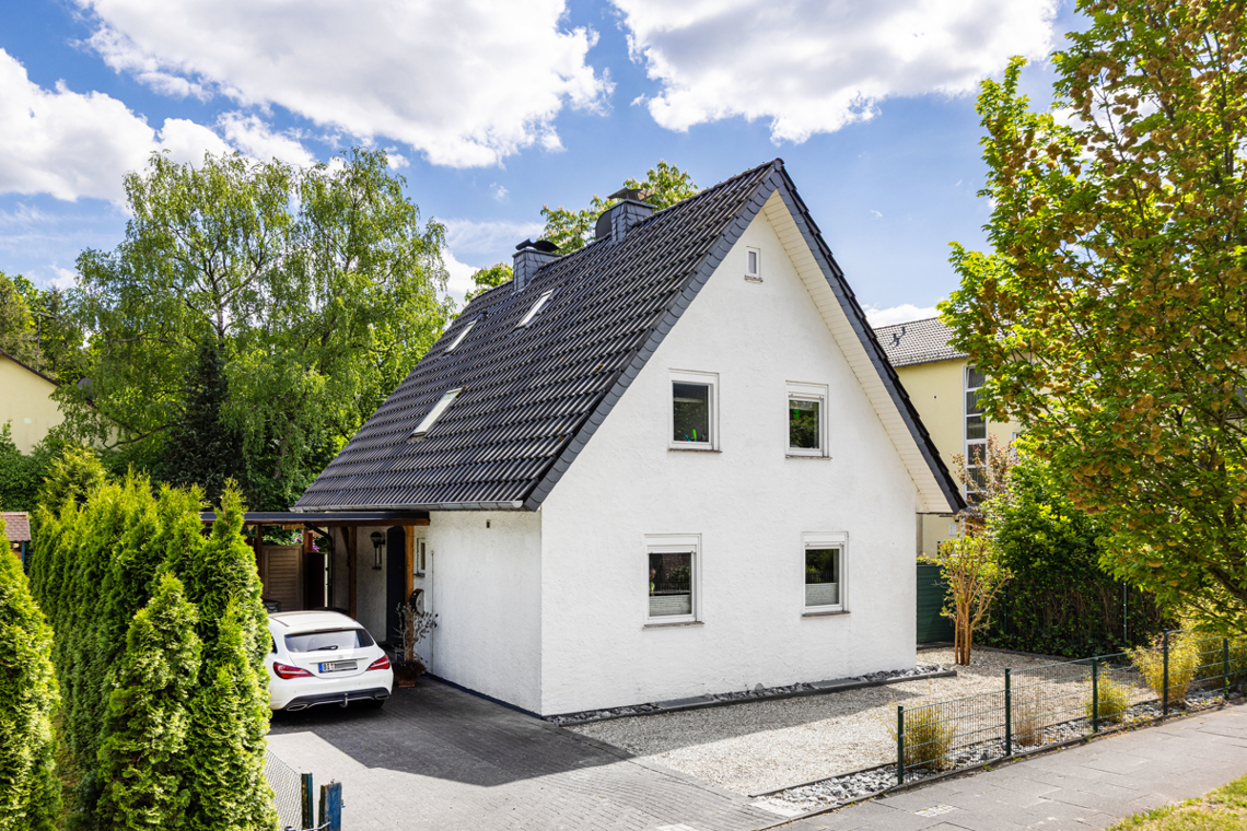 Straßenansicht