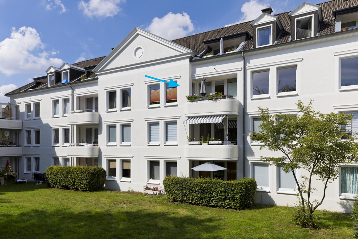 Gartenansicht mit Pfeil