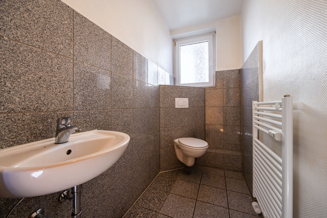 Badezimmer EG