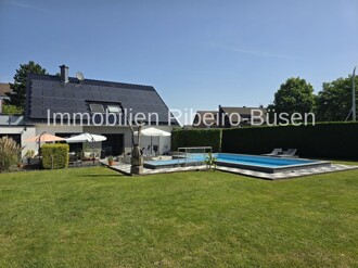 Der großzügige Garten