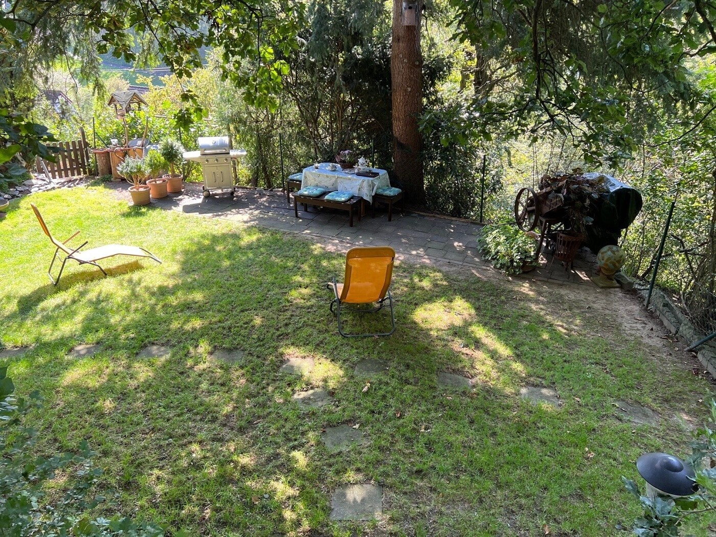 40054661-Garten 1 am Waldrand