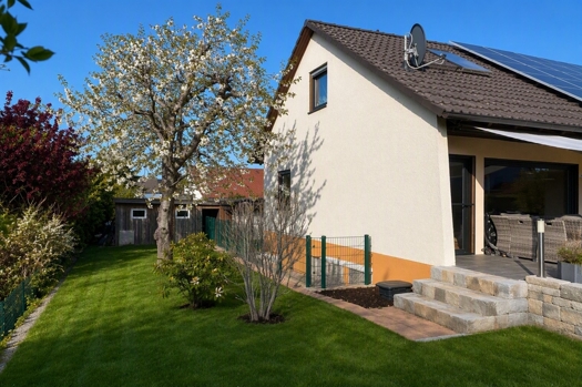 Haus mit schönem Garten