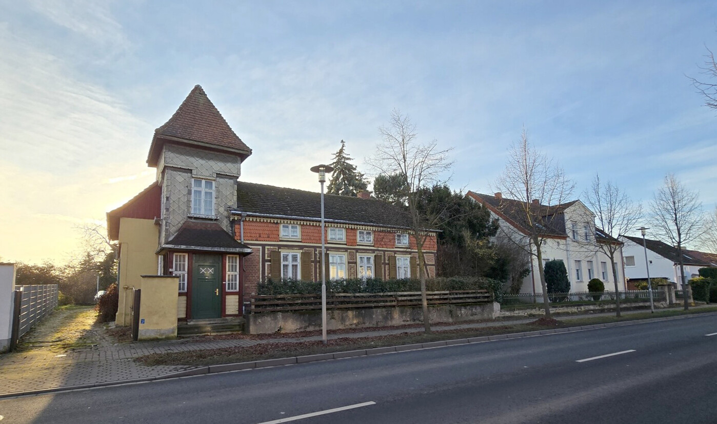 Straßenansicht