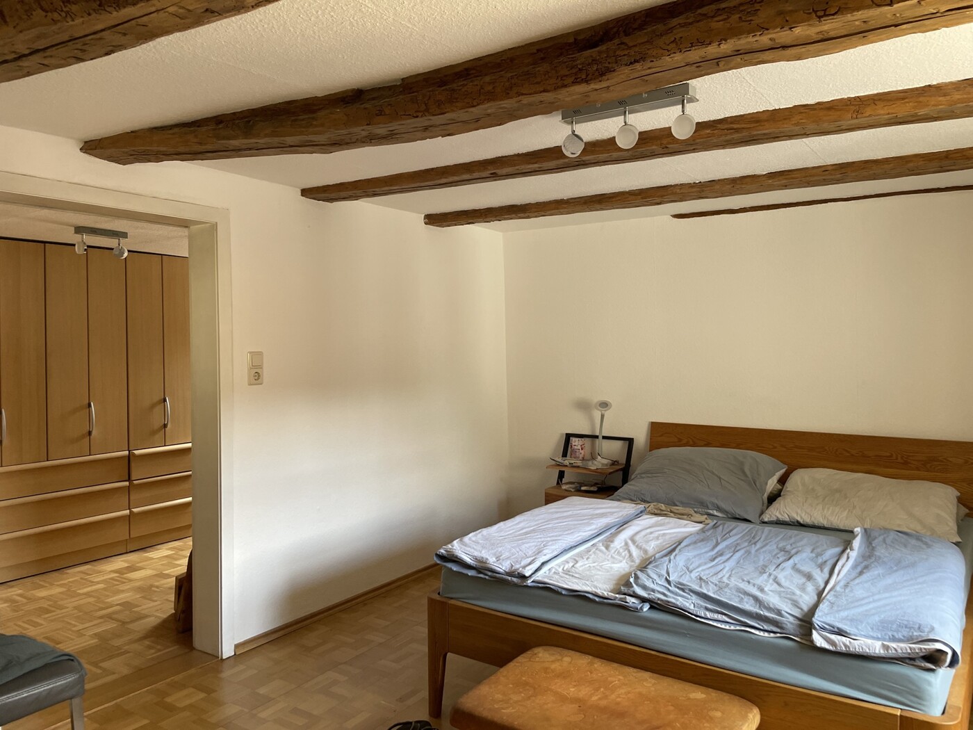 Schlafzimmer mit Ankleide