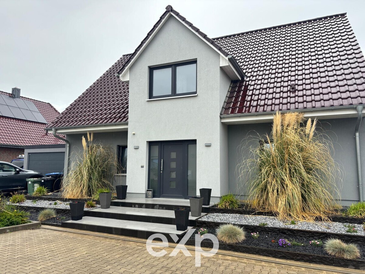 Modernes Einfamilienhaus mit 5 Schlafzimmern in guter Lage