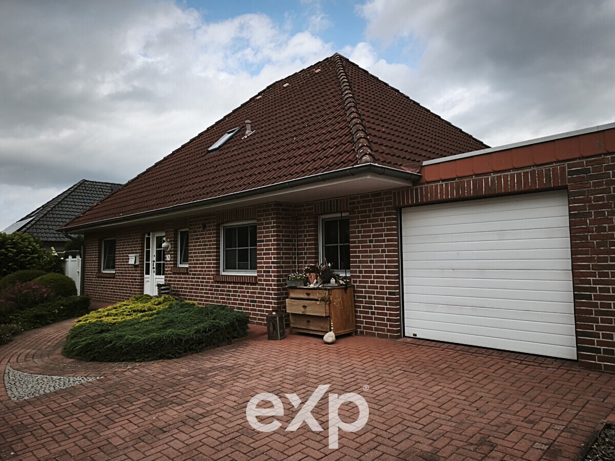 Gepflegter Bungalow mit großem Grundstück in Niederlangen