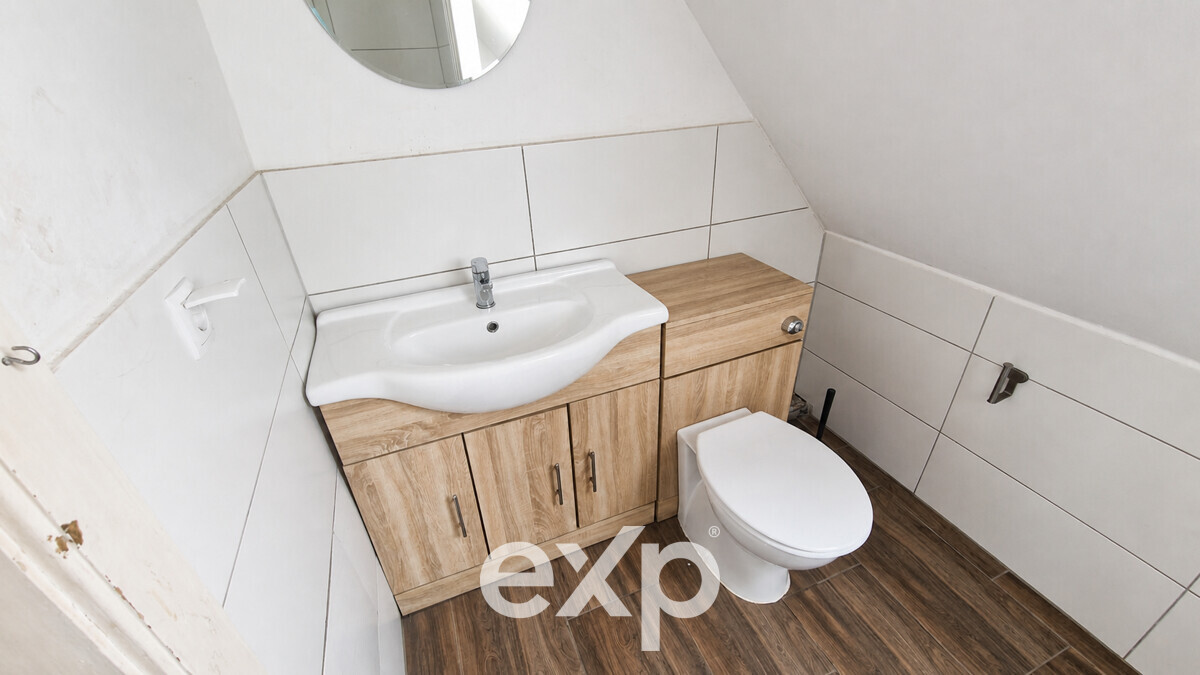 12_Badezimmer_Dachgeschoss