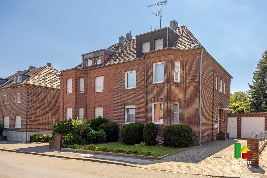 Straßenansicht