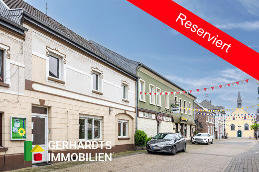 Historisches Zweifamilienhaus: Einziehen? Vermieten? Investieren? Alles ist möglich!