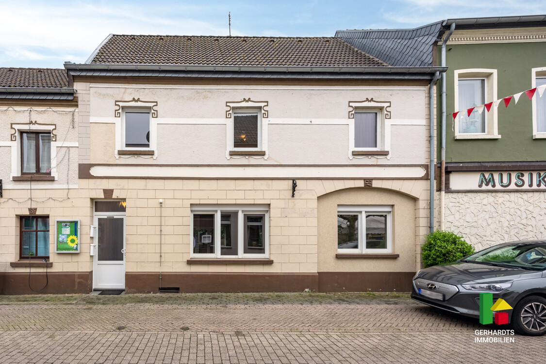 Straßenansicht