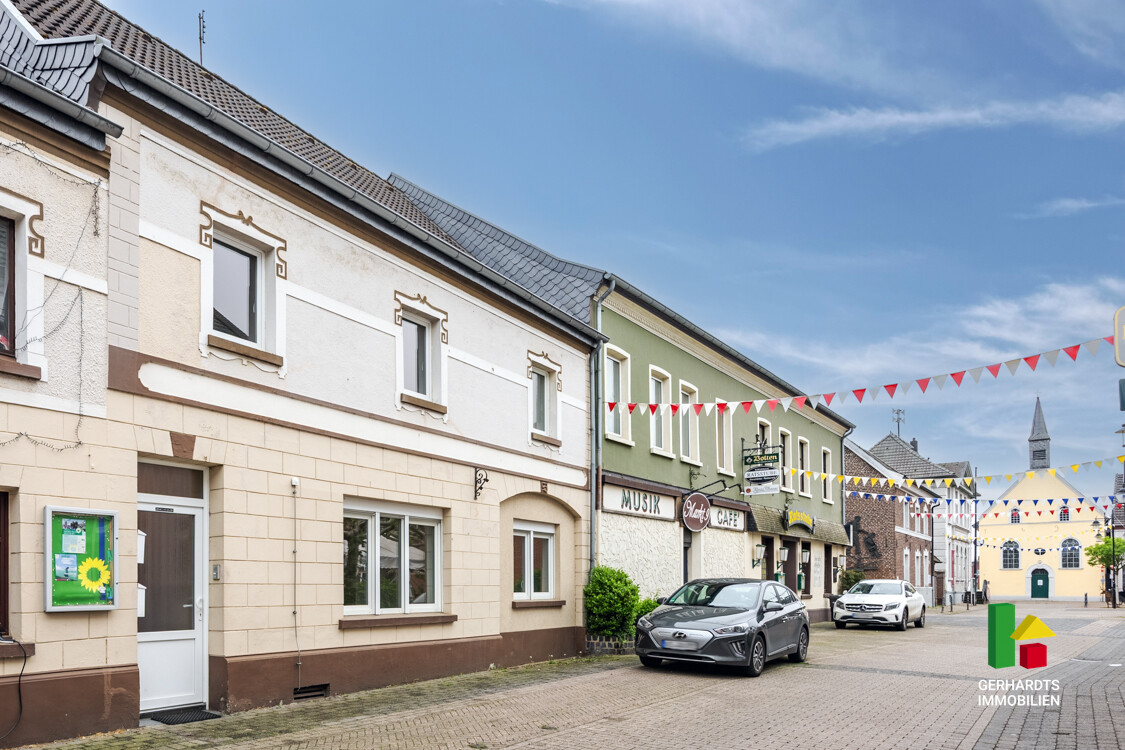 Straßenansicht