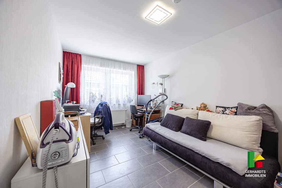 Büro EG