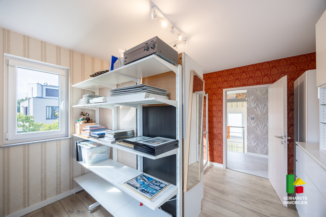 Büro / Kinderzimmer