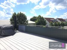 geräumige Dachterrasse