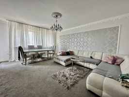 Wohn/ Esszimmer