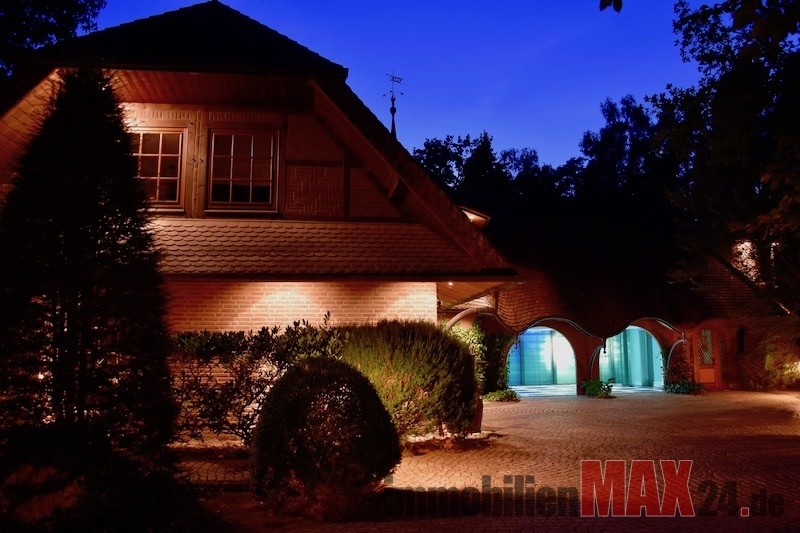 Estate Picture