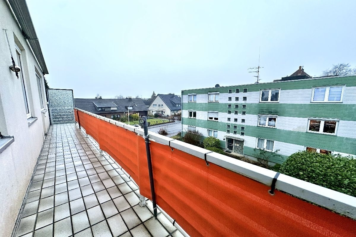 Drei-Raumwohnung mit großem Balkon - Foto 5