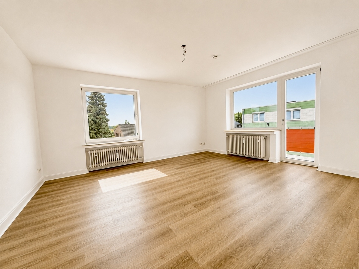 Drei-Raumwohnung mit großem Balkon - Foto 1