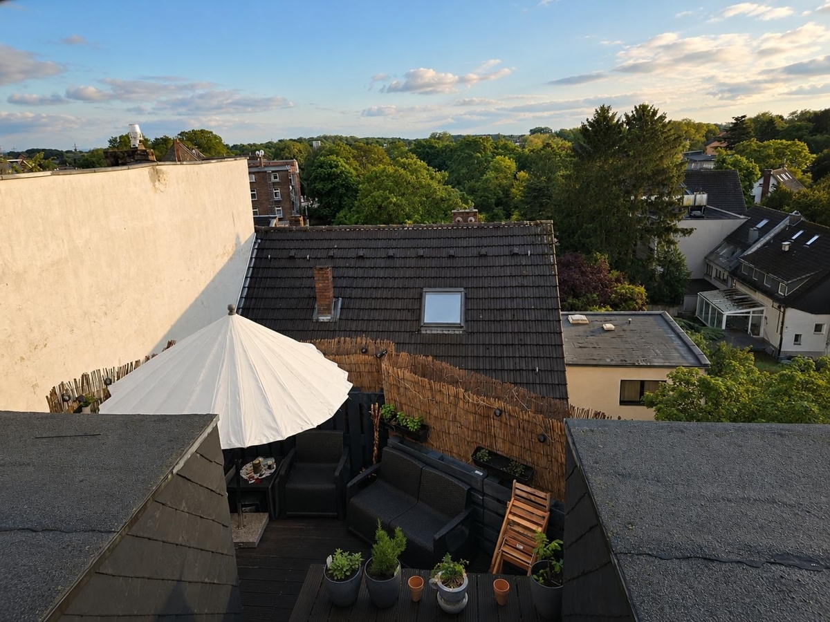 Dachgeschosswohnung mit Terrasse - Photo 5