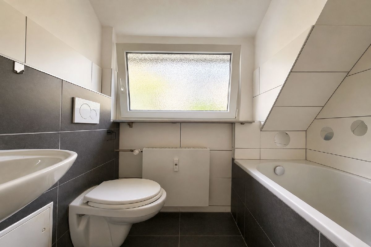 Drei-Zimmer-Wohnung mit Fernblick in Ennepetal - Photo 3