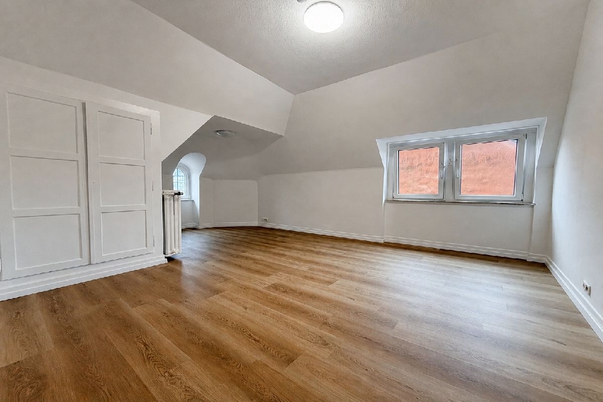 Renovierte Zwei-Zimmer-Wohnung im Dachgeschoss - Photo 5