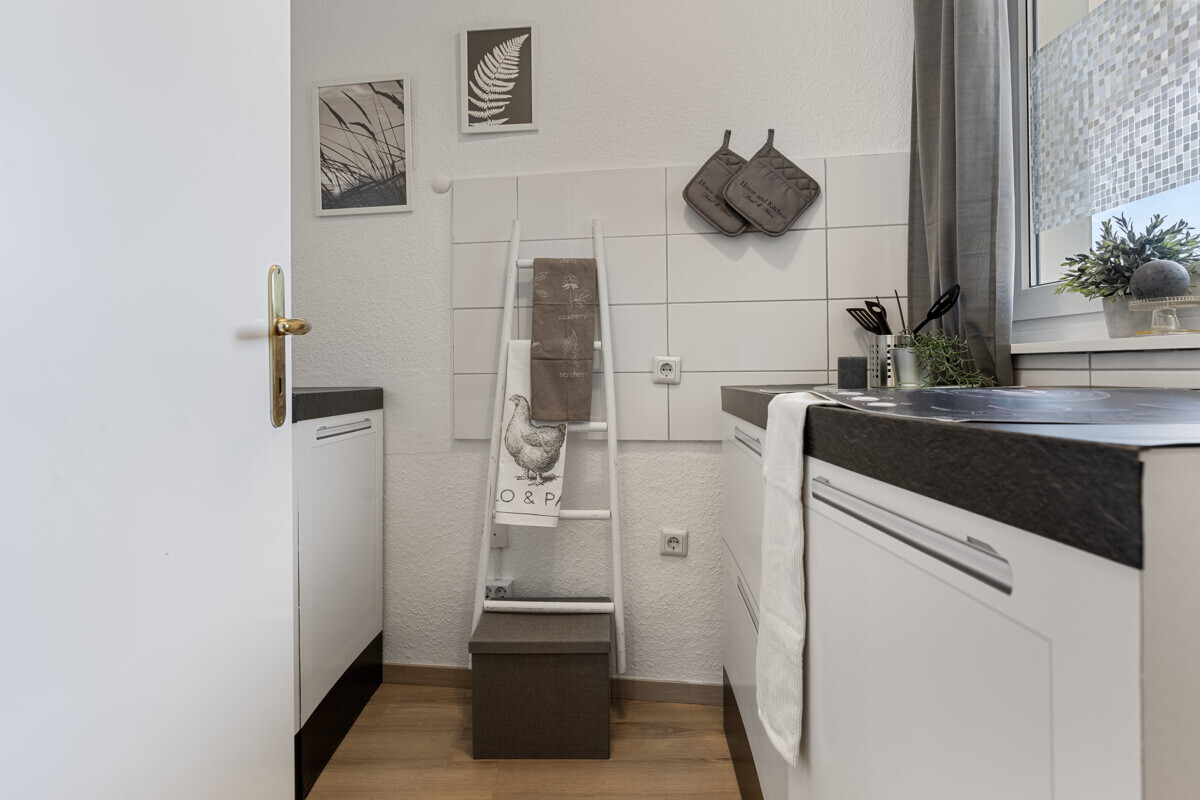 Küche, Wohnung professionell gestaged – Möbel nicht Bestandteil des Angebots