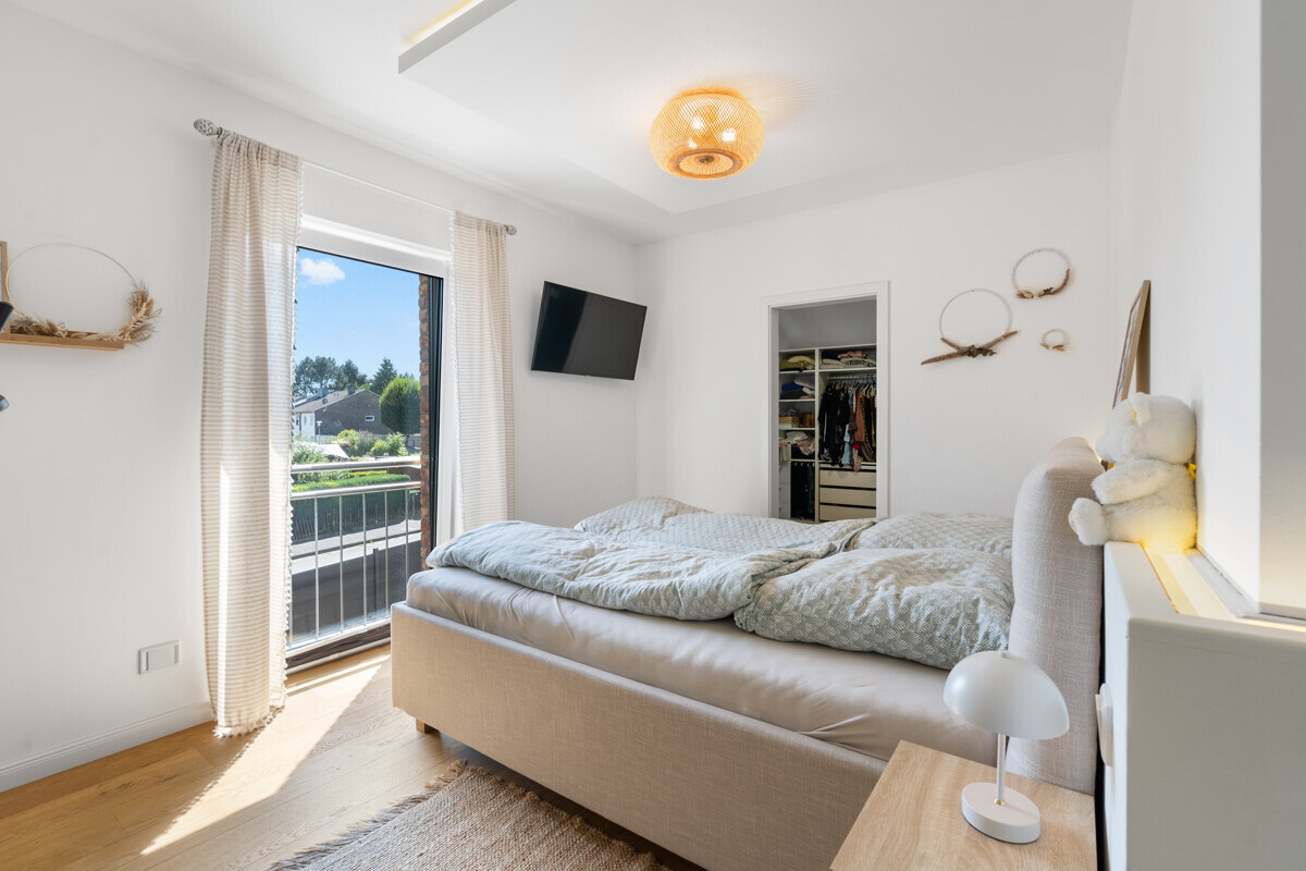 Elternschlafzimmer mit Ankleide